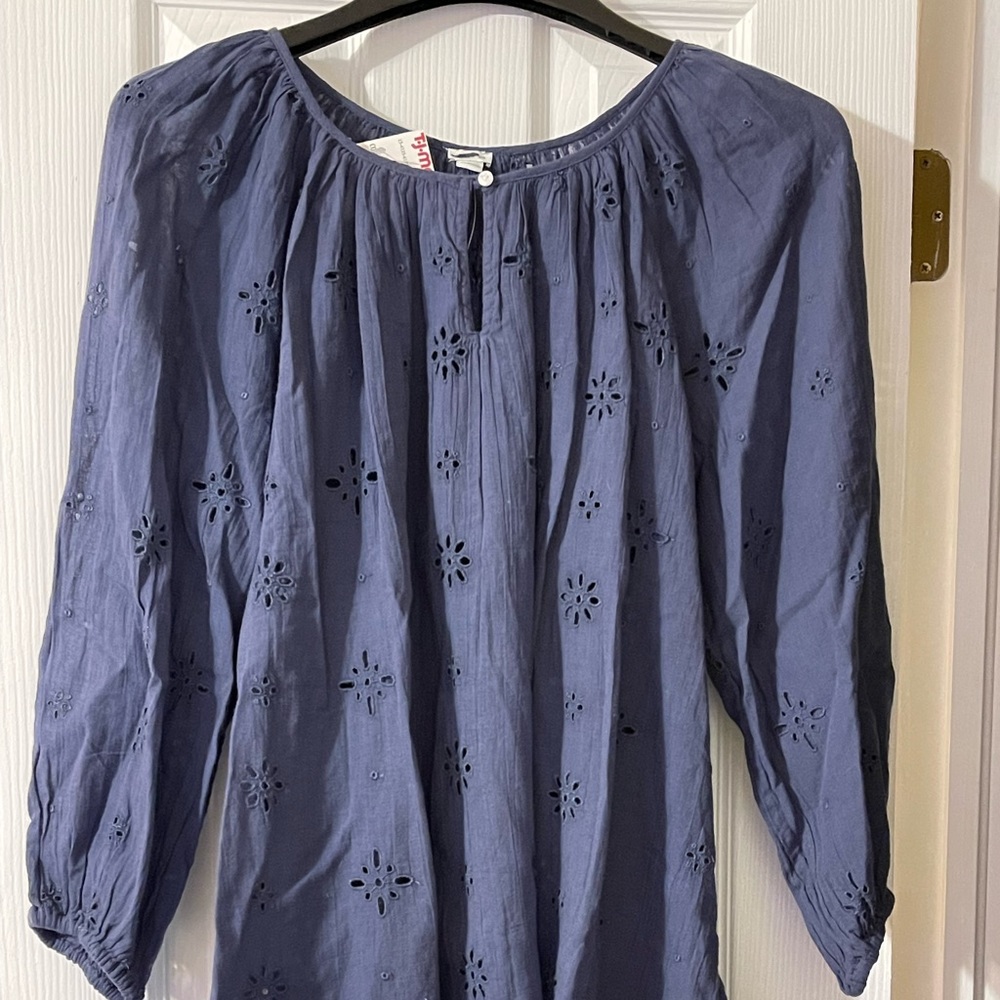 New. Blouse/top